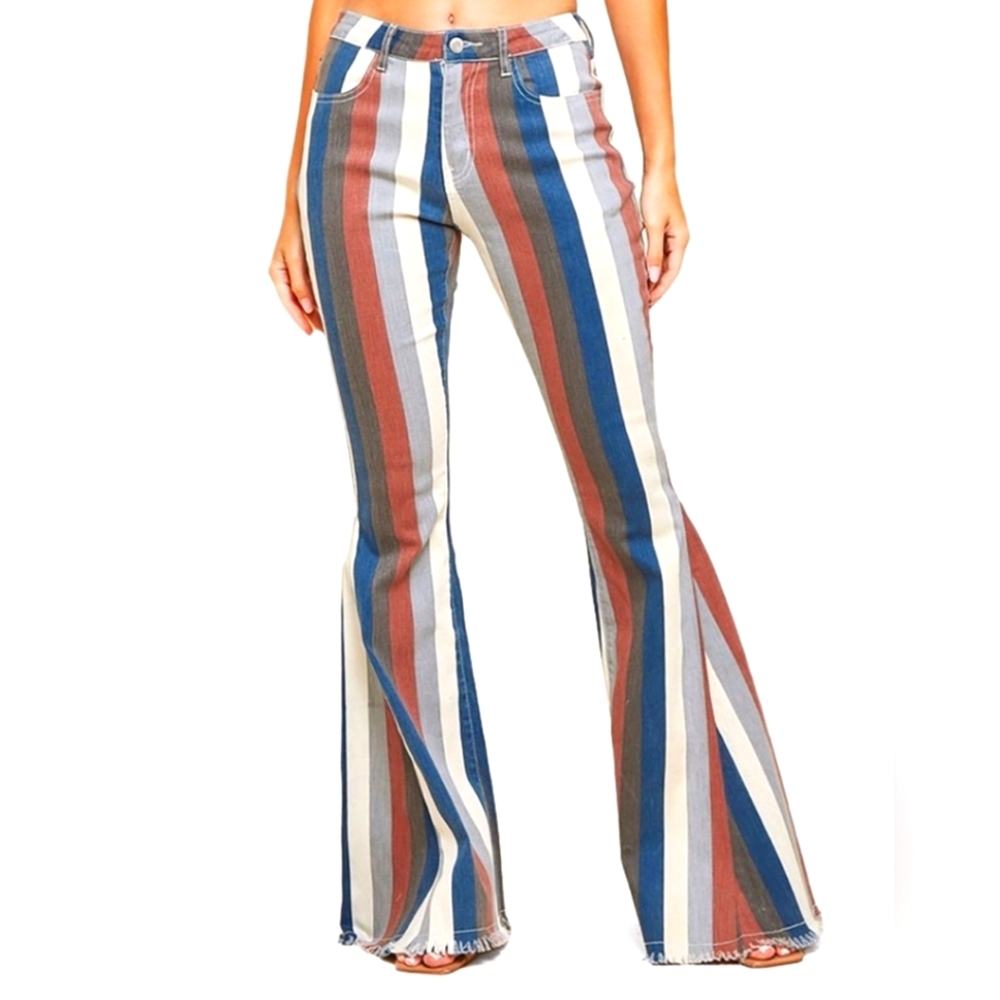 SAINTS & HEARTS | NWOT | womens size Large L | stretch bell bottom | trendy